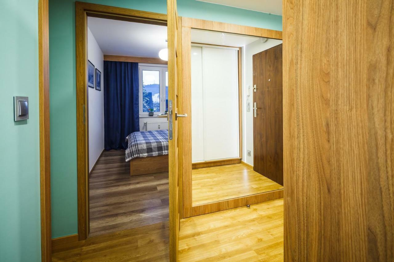 Makuszynsky Apartment
